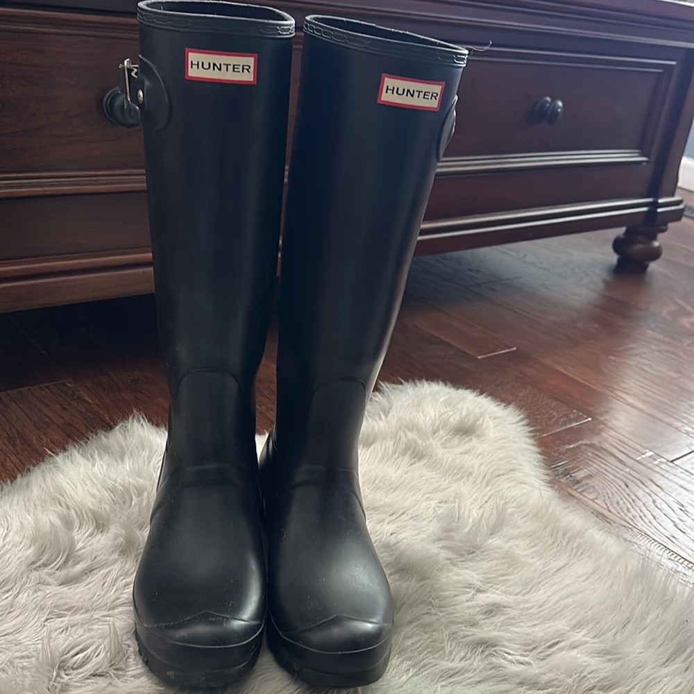 Hunter tall black rain boots